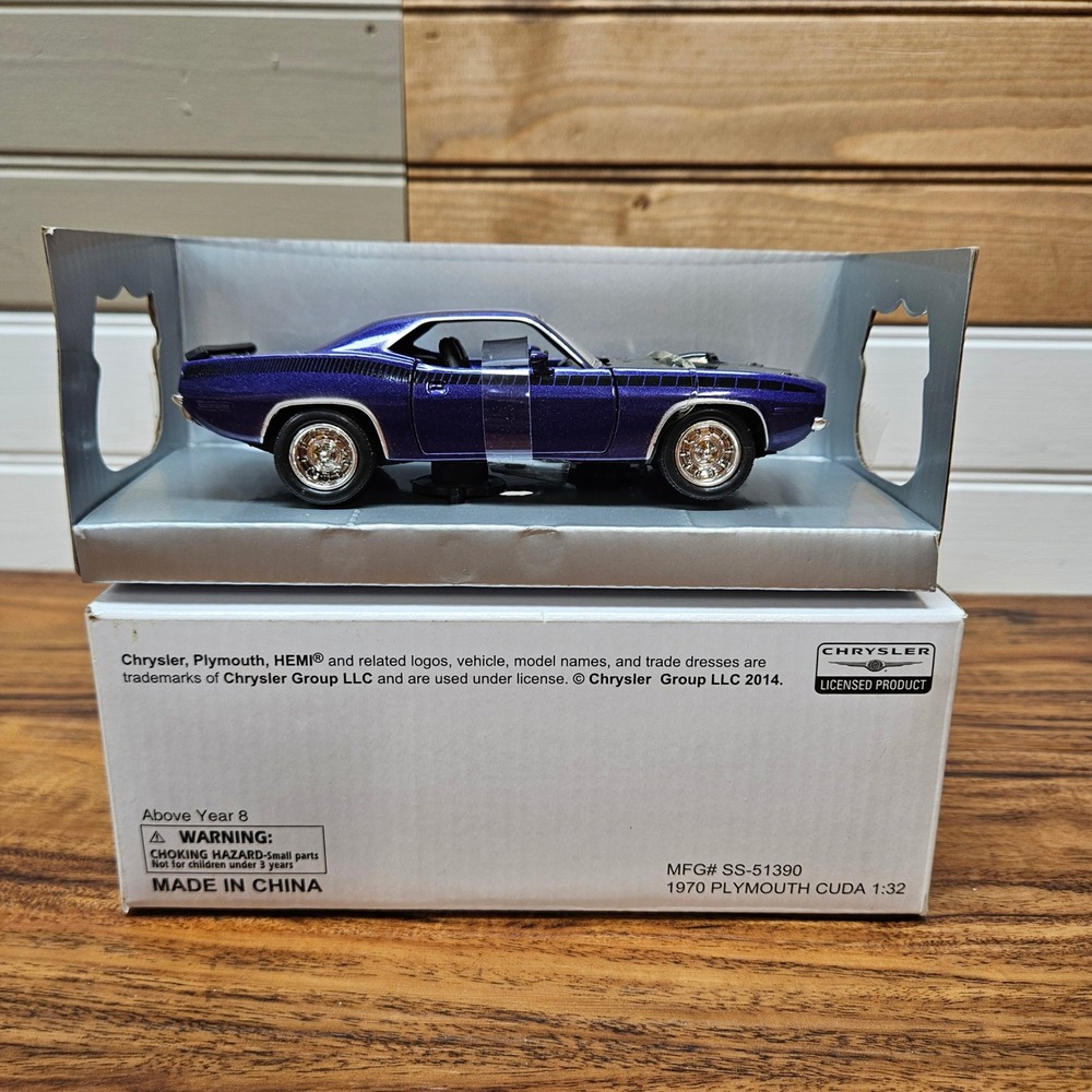 1970 Plymouth Cuda Diecast Model Car 1:32 Scale Purple Mopar SS-51390 New